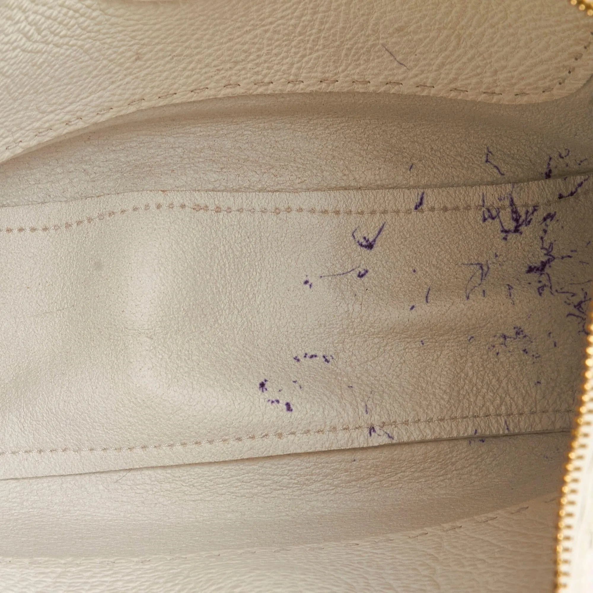 Fendi Selleria Leather Hobo Bag (SHG-33574)