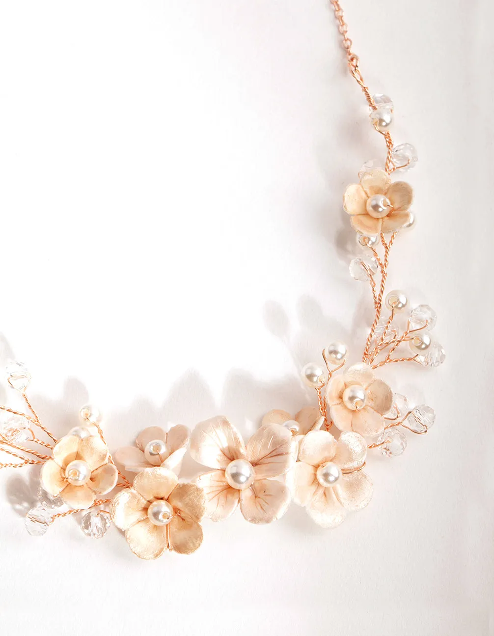 Rose Gold Wire Flower & Pearl Necklace
