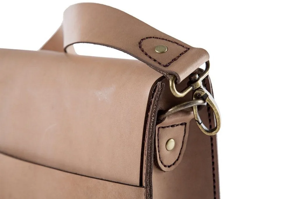 Yuppie Saddle Bag (Tablet Bag)